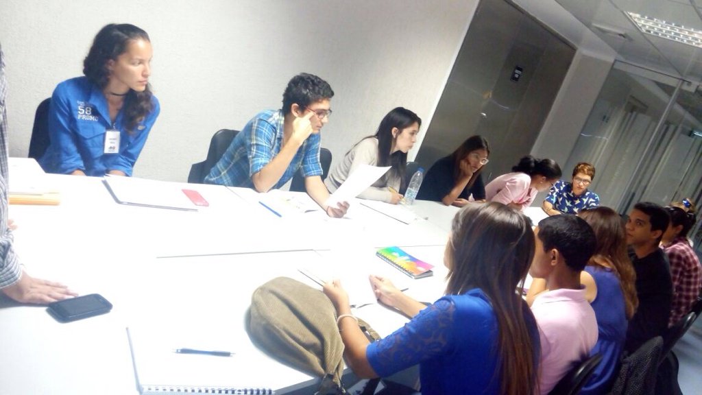 pah_elsistema's tweet photo. #Iniciando #AñoAcadémico #ProgramaAH #PlanificaciónDocente #IntegraciónSocial @FundaMusicalR @vzlasinfonica https://t.co/UQRG7d0Rfs
