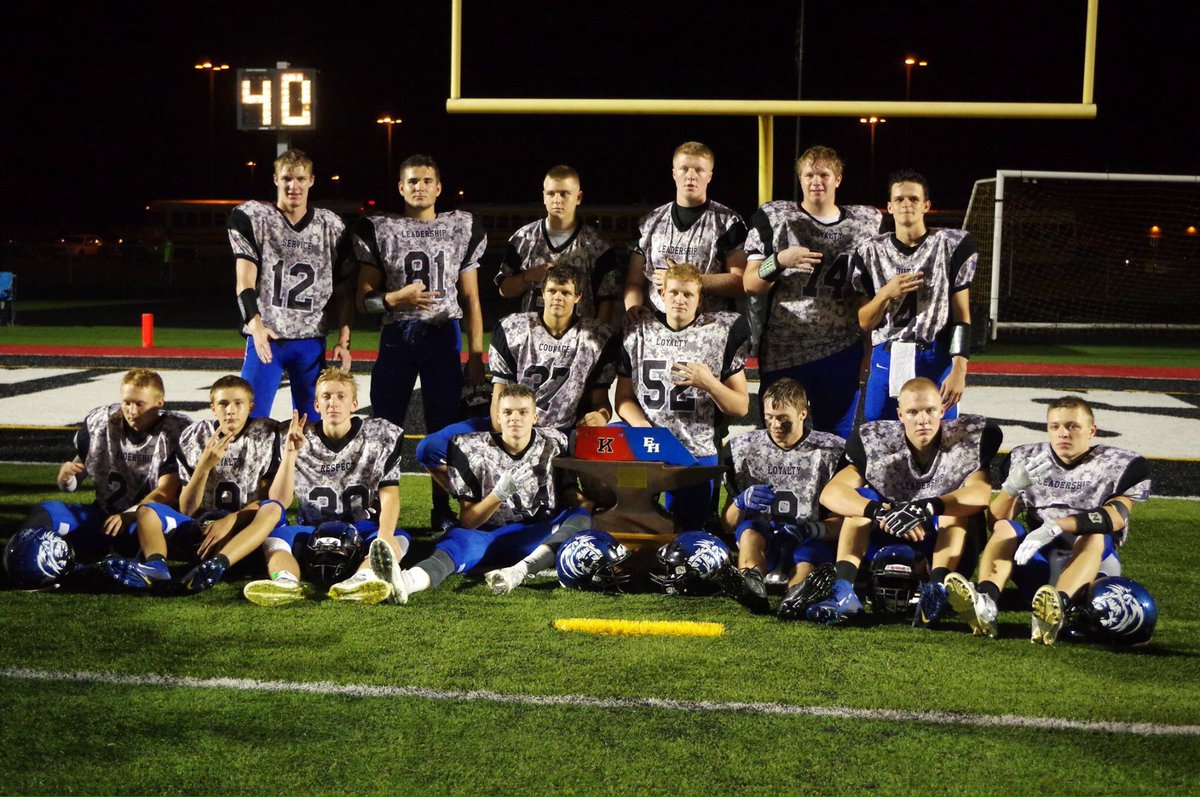 Jacob_Miller_92's tweet photo. Let's eat tomorrow baby 🏈 #northdecatursdictator https://t.co/WGlhHJkypo
