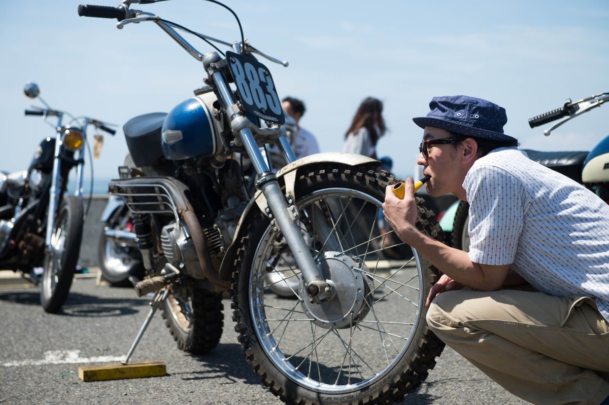 ExecutiveStyle's tweet photo. Custom #Motorcycle building goes from hood to hip at the @deuscustoms #BikeBuildOff, happening this weekend. https://t.co/a8zsV7Vjjh https://t.co/rx3U9Wkx1J