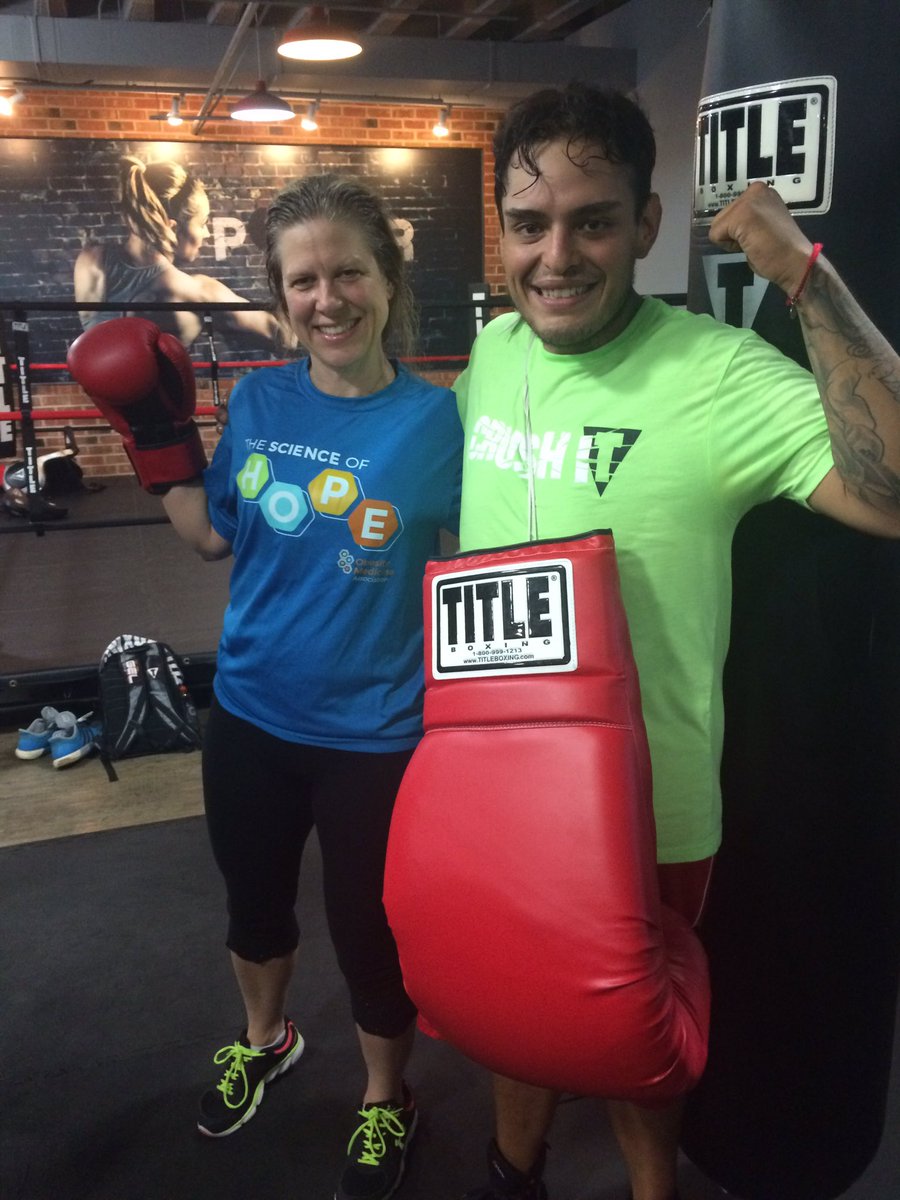 passobgynboards's tweet photo. # ObGyn Workout with Lincoln Park Title boxing class at #oma2016 https://t.co/UGgiCassjG