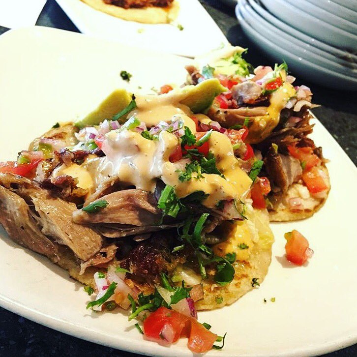 Hellooo carnitas tacos... 🌮🌮🌮 #BocanovaOakland 📸 <a href="/giannigoes/">Gianni Torza</a>