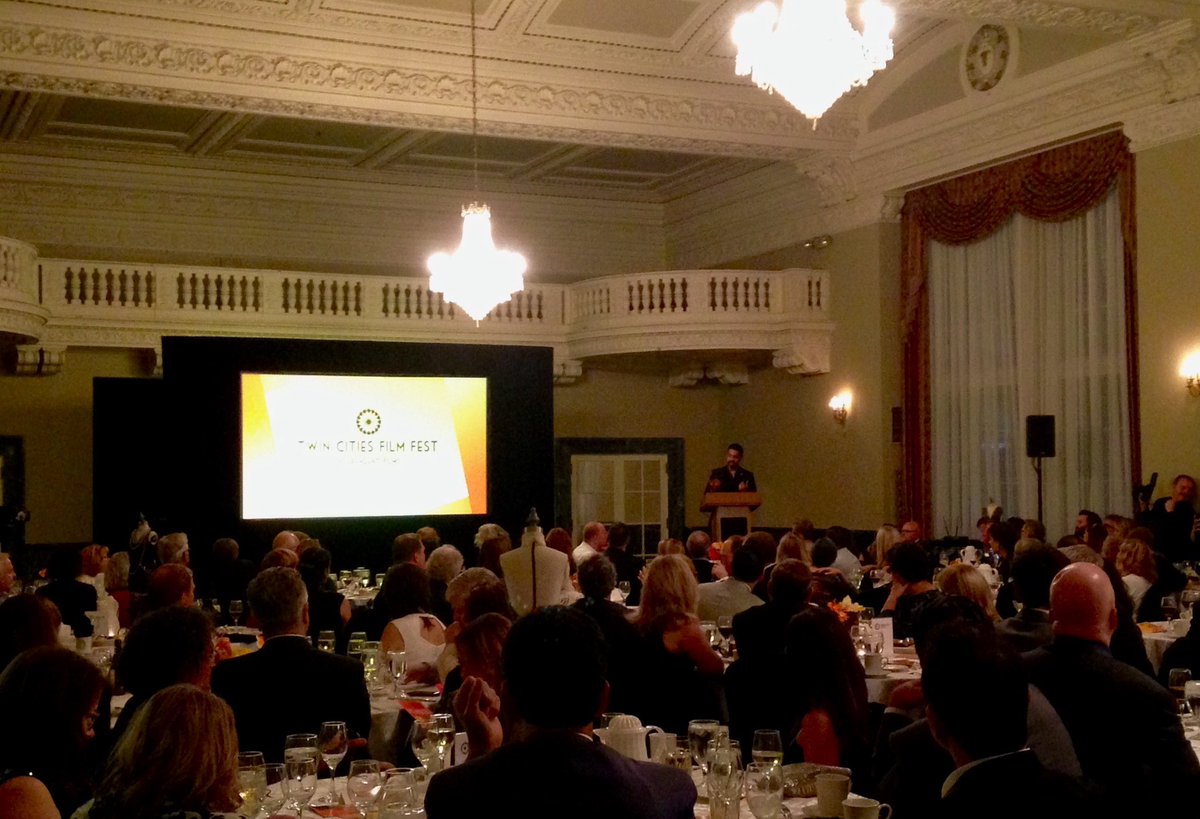 FlixChatter's tweet photo. Packed house @TCFilmFest Gala tonight as we're previewing films from #tcff2016 lineup! https://t.co/uMIsqGGb1h
