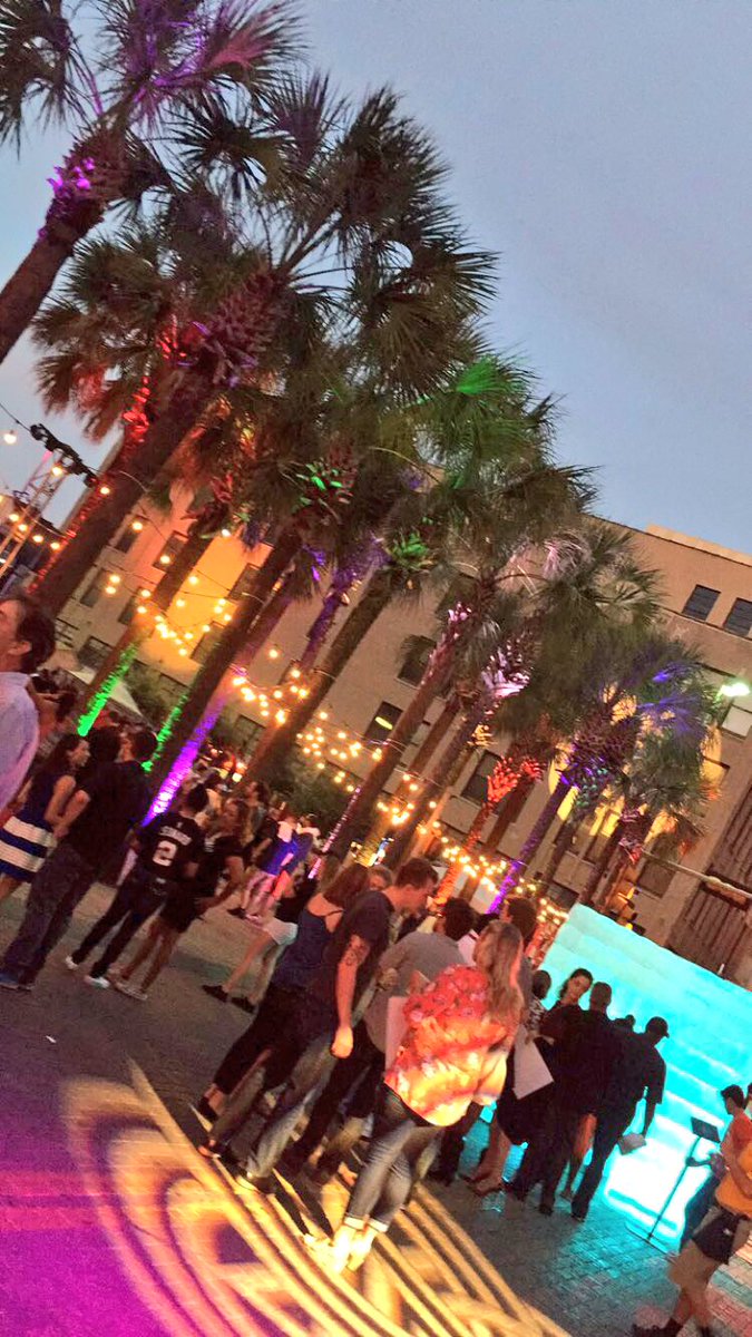 HauteinTexas's tweet photo. If this doesn't convince you #DowntownSA is a beautiful place, I don't know what will! #BrandLaunchSA @BeDowntown #satx https://t.co/vrSyMTZ0pE