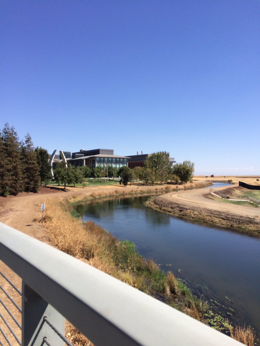 RamonaConvent's tweet photo. First stop on the West Coast College Tour #ucmerced #ramonaconvent #ramonaforlife https://t.co/XXhsHLt342