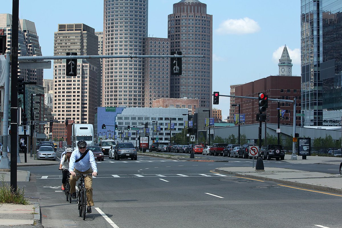SeaportTMA's tweet photo. "Pedal On" Friday! Bike 2 work tomorrow, log it, @nuride_mass https://t.co/526jzWIA5j, & win $$ 2 Amazon #MACleanAir https://t.co/G8jULthfCa