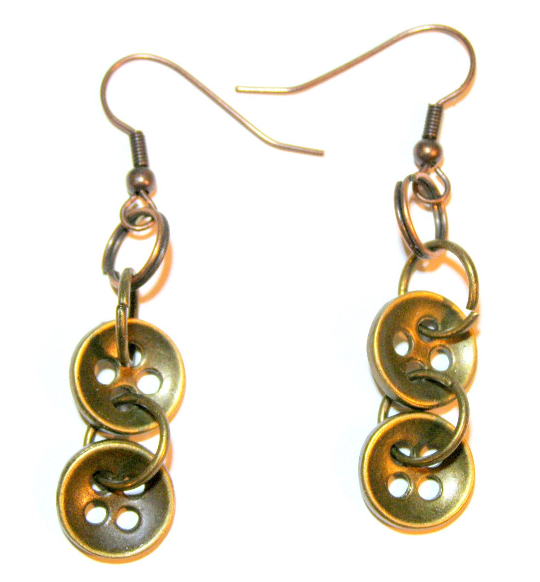 MissPajuCraft's tweet photo. Pair of #earrings #buttons #antique in my #etsyshop https://t.co/zCQxV8gRlS #etsyuk #etsy #handmade #buttonmania https://t.co/EaeRD4QAZi