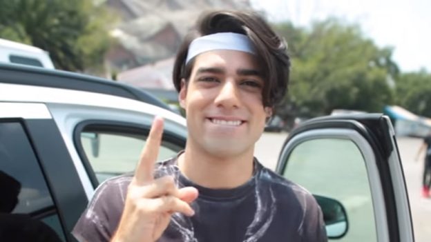 telehit_musica's tweet photo. . @lalobrito compartió un backstage de su presentación en el "Domo de Cobre". https://t.co/d6H1gFtQQU https://t.co/RIAlOU2MQz