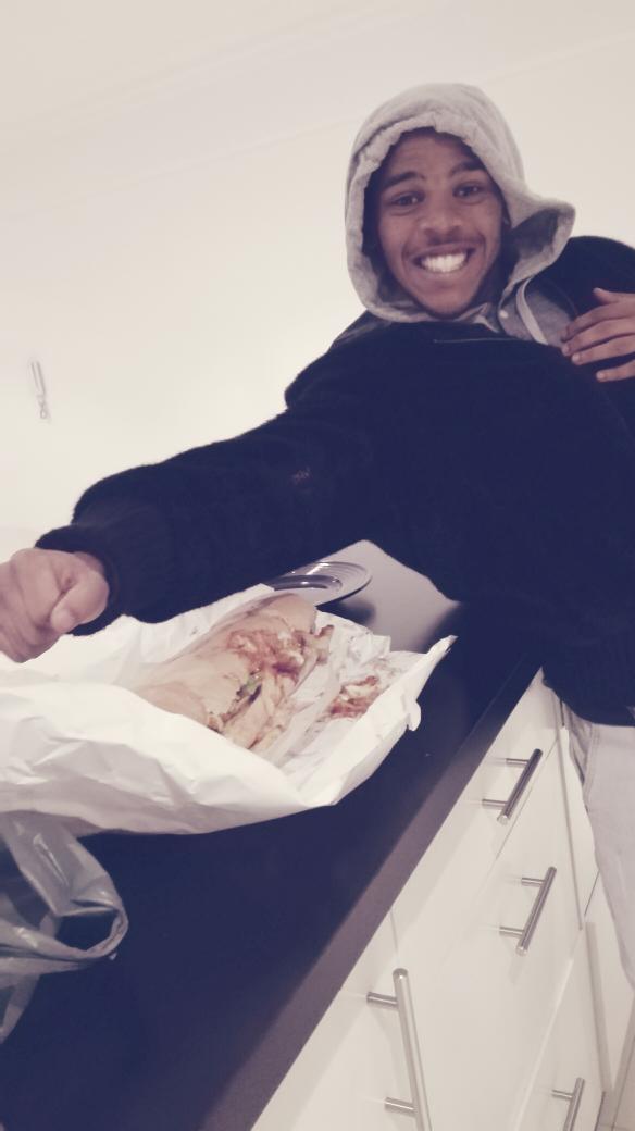 Moola_G_'s tweet photo. The Gatsby #CapeTown #Cozy Corner #Dinner #windyCity https://t.co/ZFqwX9S6aC