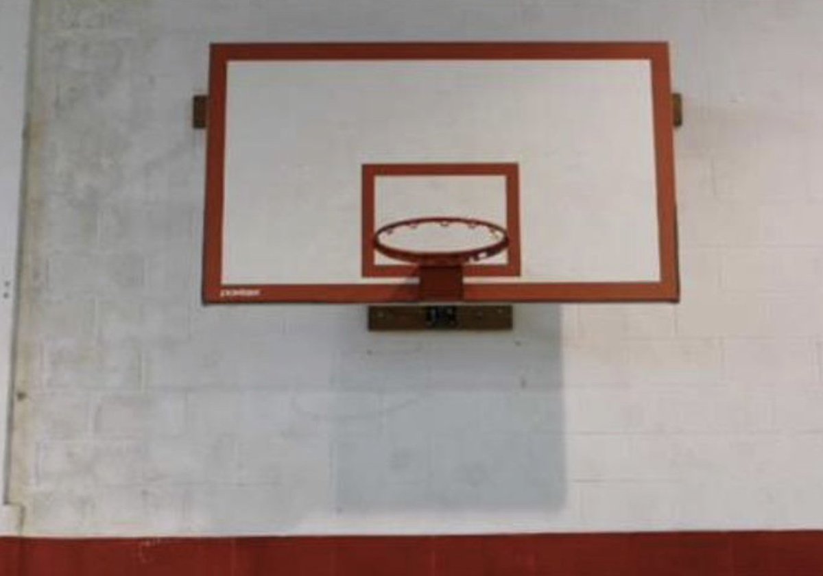SCCAcademy's tweet photo. Porter 72” x 42” Hard Wall Basketball Backboard System
$500.00 ea. (4) Systems Available
#basketball #basketballbackboard #backboard
#gym https://t.co/2qps3BLXpW