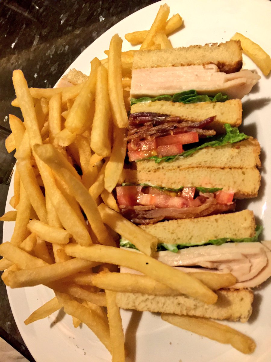 HempLifeGlobal's tweet photo. Lunchtime at https://t.co/tYVEGvUmfg 🤘🏻😍 #lunch #munchies https://t.co/xQ4VTrhiUa
