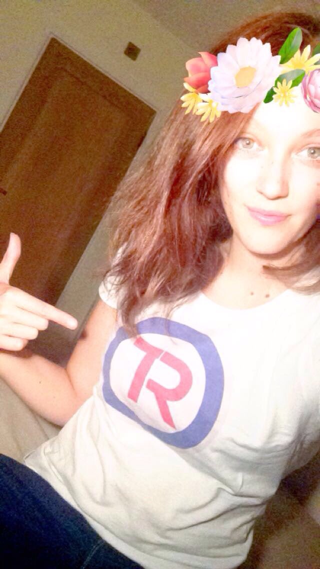 celia_brrt's tweet photo. @RoadTrip3000 #TrueRoadie and proud to be ! ❤️ I love you boys https://t.co/sC4FzkdBbW