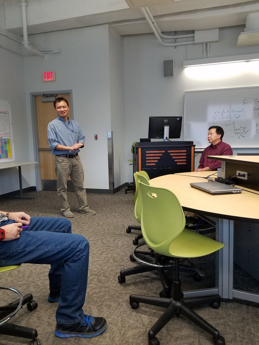 UNCFSUCHEM's tweet photo. Dr. Weigang Lu speaking about nanostructures and carbon sequestration at FSU Dept of Chemistry and Physics. https://t.co/TgRQN7WADF