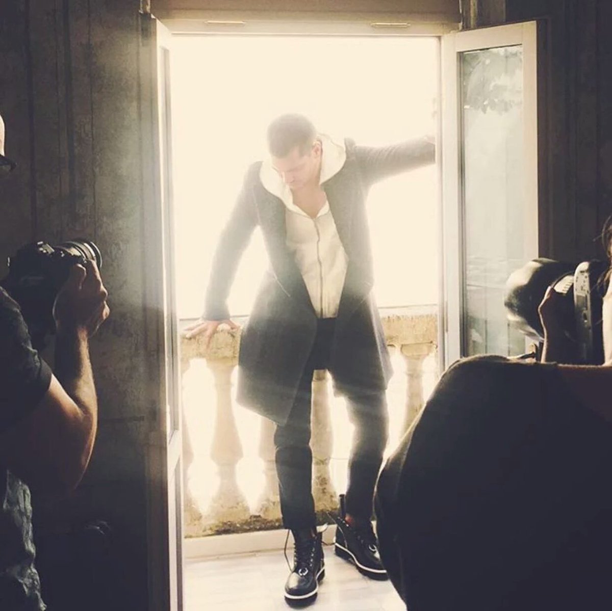 Çağatay Ulusoy L'officiel Hommes Türkiye <a href="/cagatayulusoyy/">Çağatay Ulusoy</a>