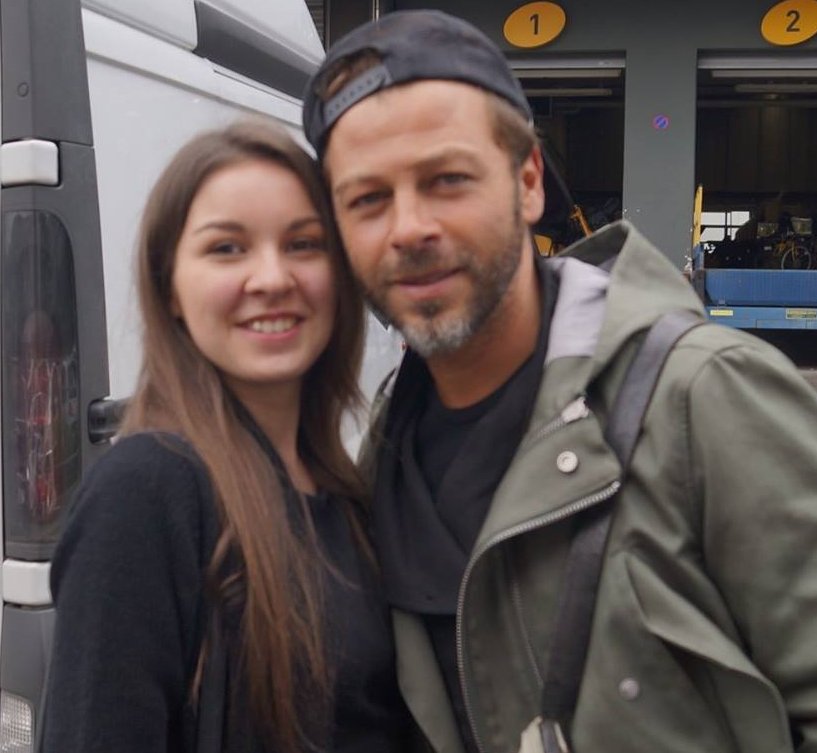 nomy29's tweet photo. Heureuse, tellement heureuse. Et c'est peu dire! Merci @Mae_Officiel!
#Bonheur #Maé #Idole #MonPilier #Merci #19Septembre2016 ★ https://t.co/HiEb2YHKff