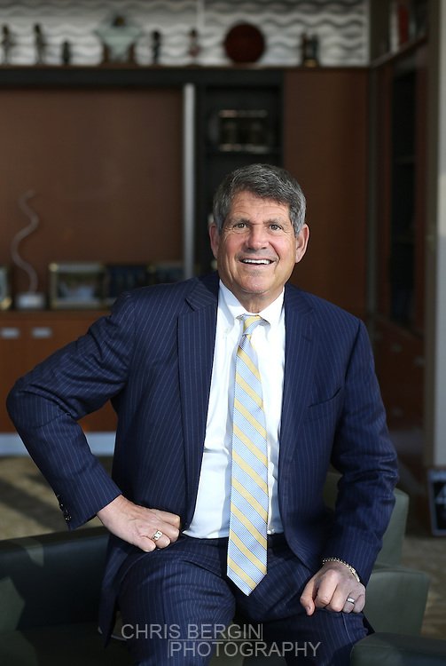 EmmisComm's tweet image. Congrats to our Chairman &amp;amp; CEO Jeff Smulyan on being named America's Best Broadcaster by @RadioInk goo.gl/lmIwR0 pic via C Bergin