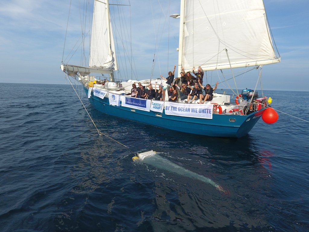 Not too active on Twitter yet.. :) We would love to meet you on our Facebook page! facebook.com/BytheOceanweUn…