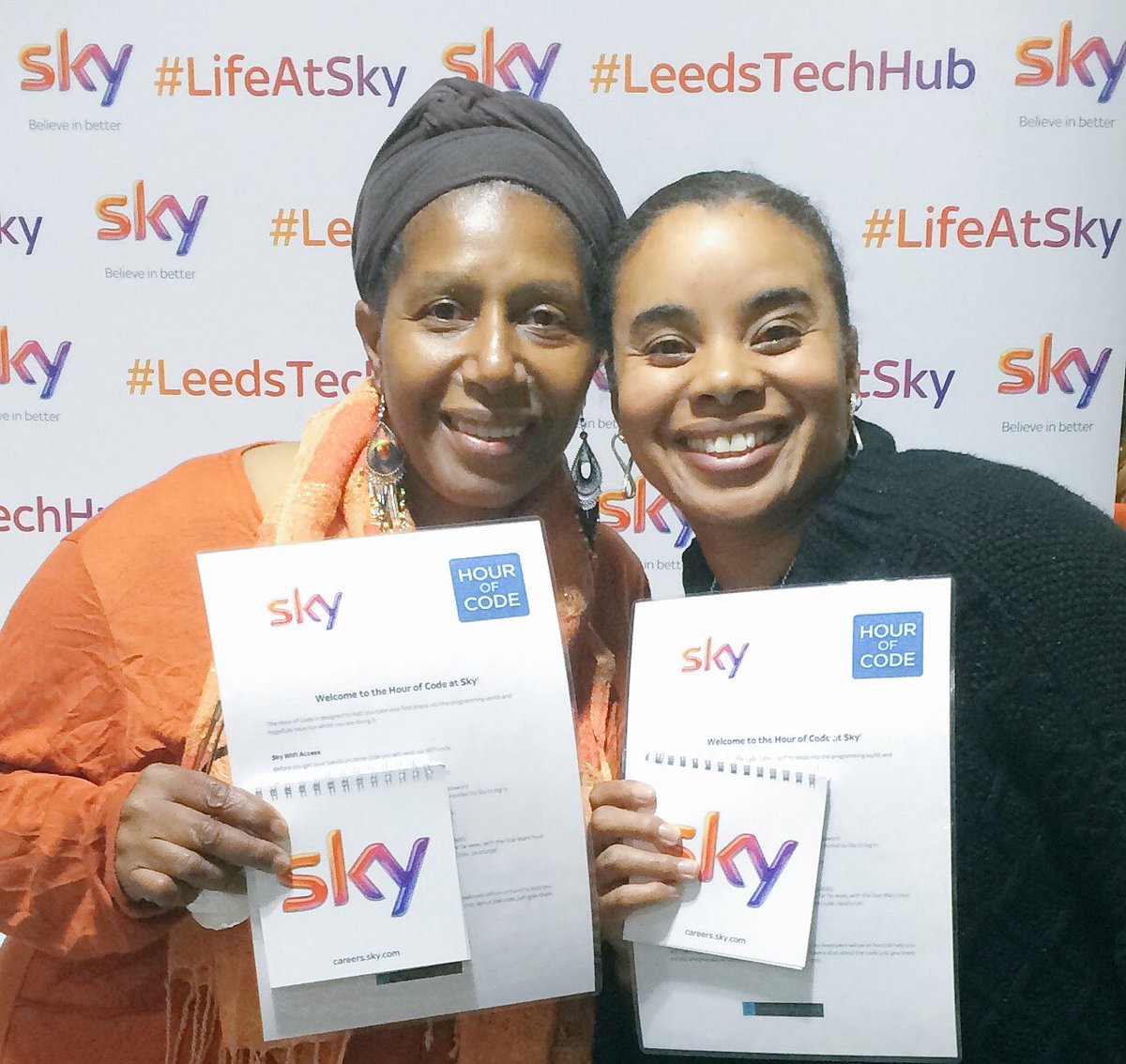 LiLi_Wisdom's tweet image. #LeedsTechHub #LifeAtSky
#SkyAtLeedsDock
#LearntSomethingNew
Our Elders love coding too😄