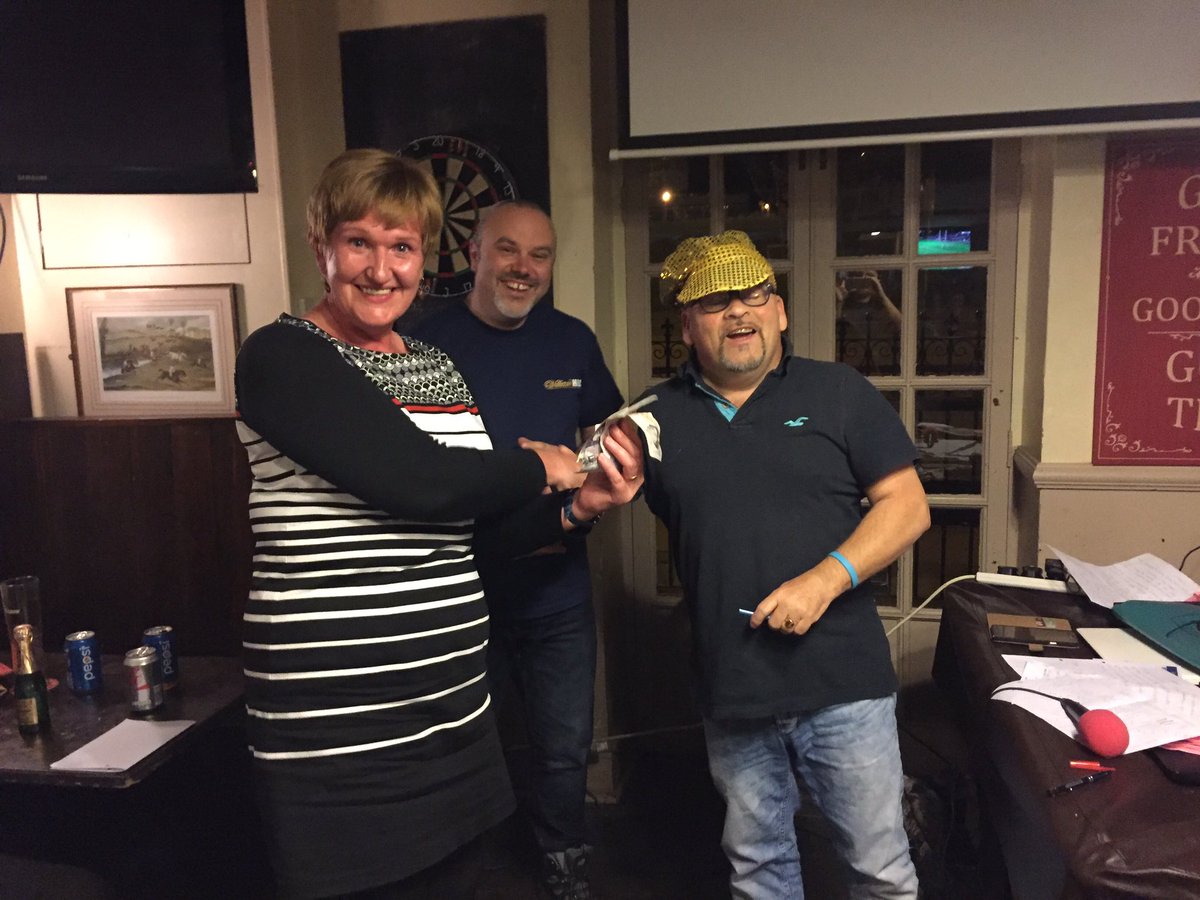 miss80tr's tweet photo. And the winner of the quiz goes to team boneheads Sarah and Peter #brains of Abertawe #clever clogs#@WHCloseToHome https://t.co/TC1Nwc8swI