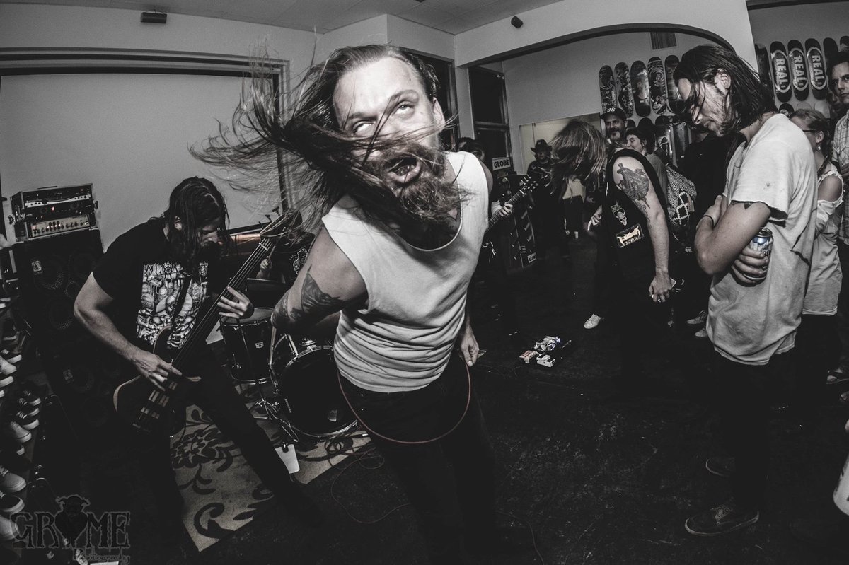 grimephoto's tweet photo. Shot I got of Republican Marriage at Bluetile skateshop. #bluetile #metal #skateshop #band https://t.co/sn3GgPGCmp