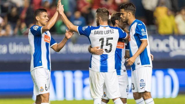 LiveCopaApp's tweet image. 🏆 #LaLiga💘❤💚
Valencia 2 - 1 Alavés
Time=90'
Get Live on your Mobile Screen: buff.ly/2cl09bx
#LaLiga, #LaLigaLiveScore, #Highlights,