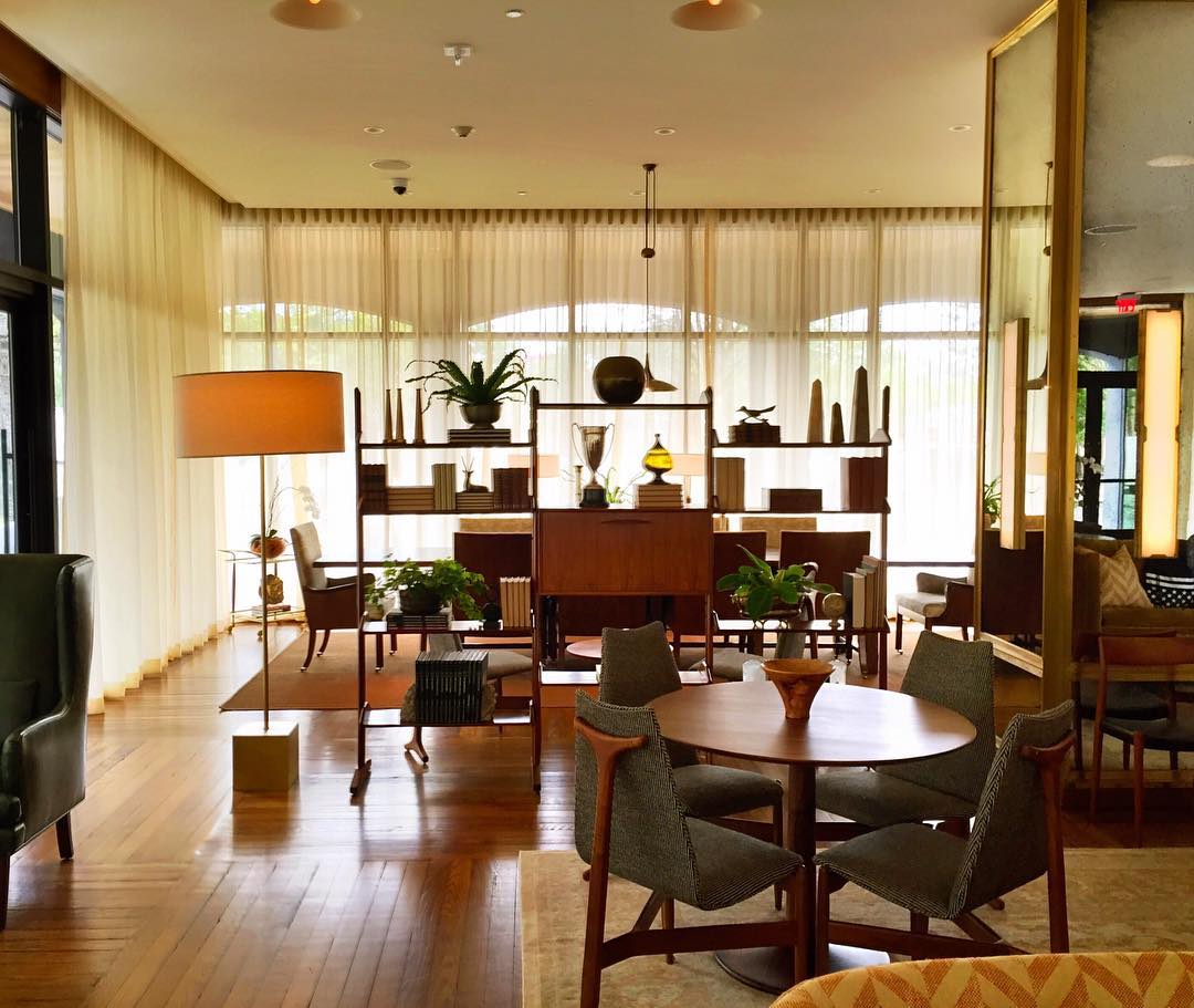 Dewberry_SC's tweet photo. Where that afternoon drink tends to turn into dinner, followed by one more drink and daydreams of moving in. || Photo by: buildingsarecool https://t.co/Wf3xnzITYS