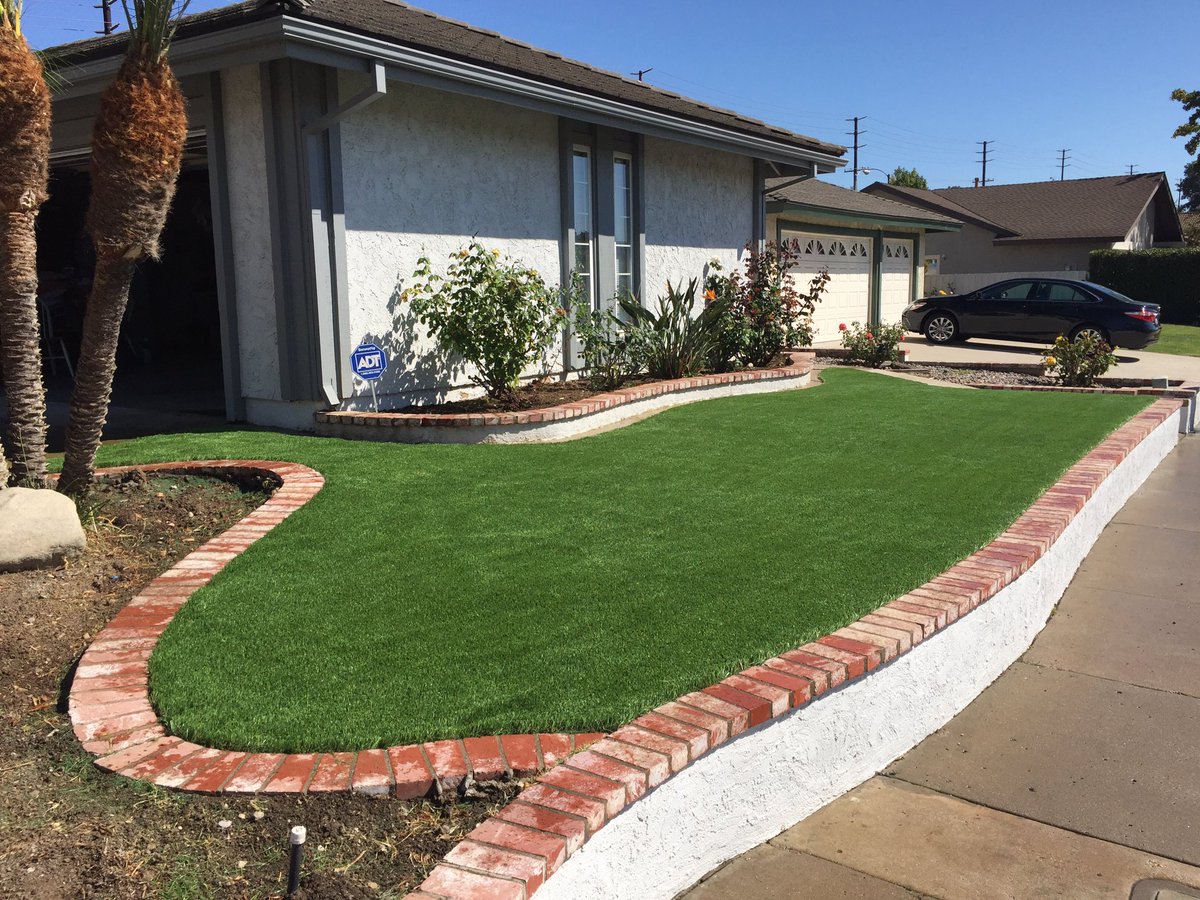 CASportScapes's tweet photo. Another great @CASportScapes install. #instalawn https://t.co/DQ3xXYGws8