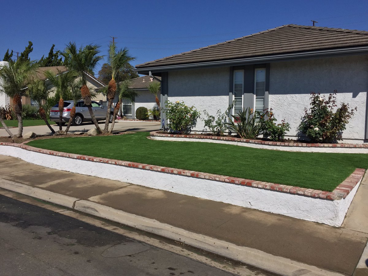 CASportScapes's tweet photo. Another great @CASportScapes install. #instalawn https://t.co/DQ3xXYGws8