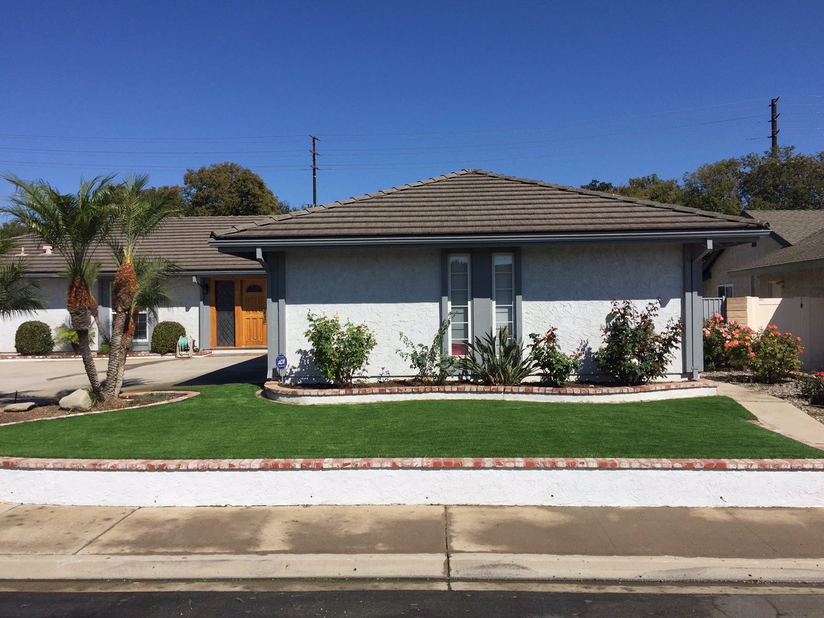 CASportScapes's tweet photo. Another great @CASportScapes install. #instalawn https://t.co/DQ3xXYGws8