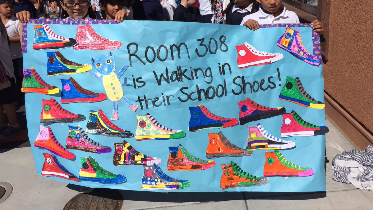 JadeUrenda1's tweet photo. Heights Walkathon!
#TeamUrenda @HeightsBears https://t.co/Y68QILUuhR