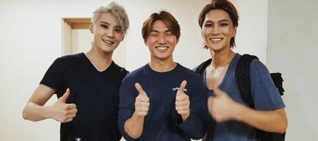 kpopalltw's tweet photo. BIGBANG’s Daesung spotted at Junsu’s  ... - https://t.co/S2KnCUk7oQ - #BIGBANGsDaesung #JYJsJunsu #ParkEunTae https://t.co/OxVrSt4JKP
