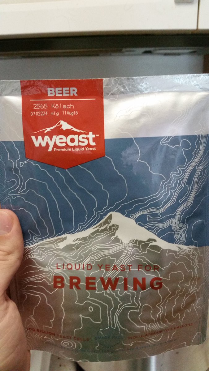 KevBotRL's tweet photo. This #yeast was born on my birthday!
It was meant to be
#kevbotbrews #brewday #yeast #kolsch https://t.co/9Nr2Dl69u9