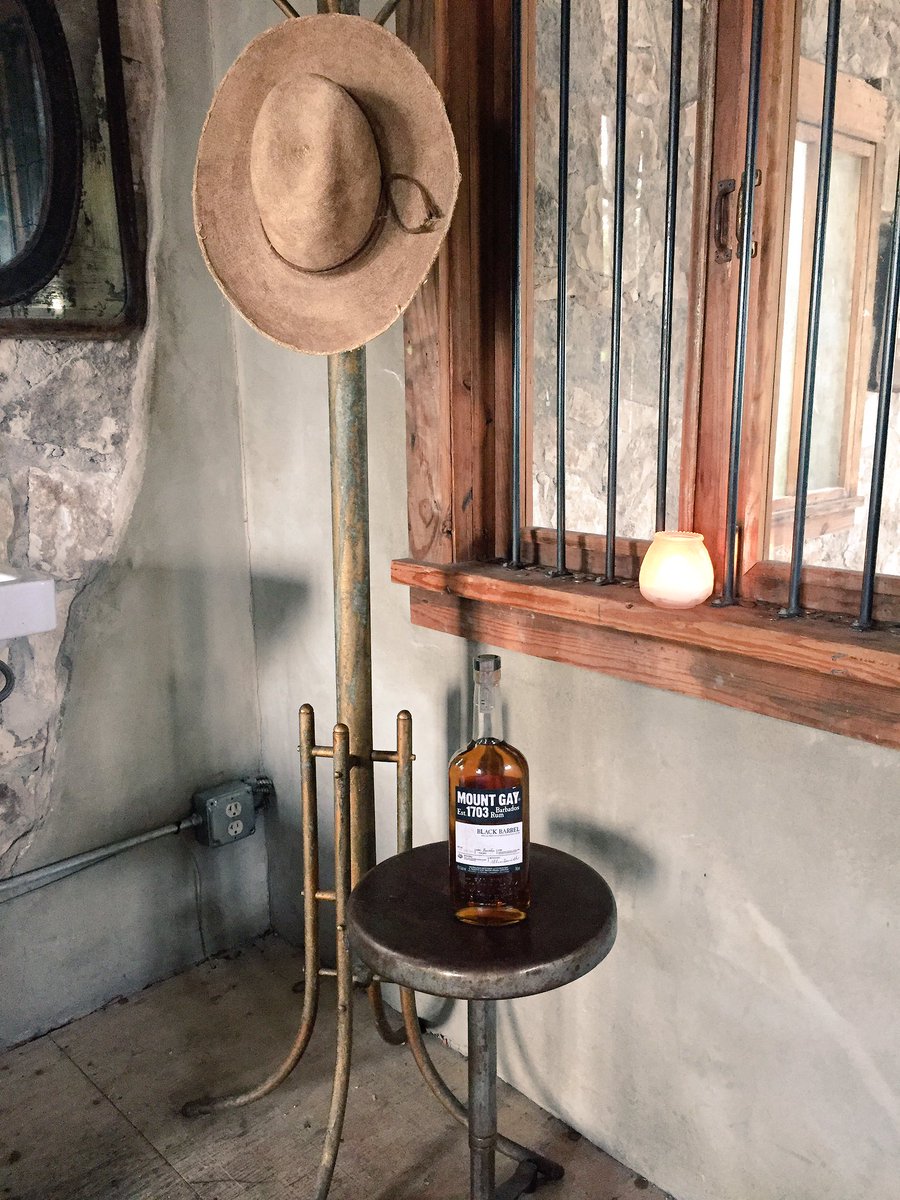 #Austin! Tune in on #Periscope for #UnitedInCraft <a href="/TasteTalks/">Taste Talks</a> featuring <a href="/JarvisBoards/">Jarvis Boards</a> and <a href="/nadiachaudhury/">nadia chaudhury (feat. more lana del rey)</a>