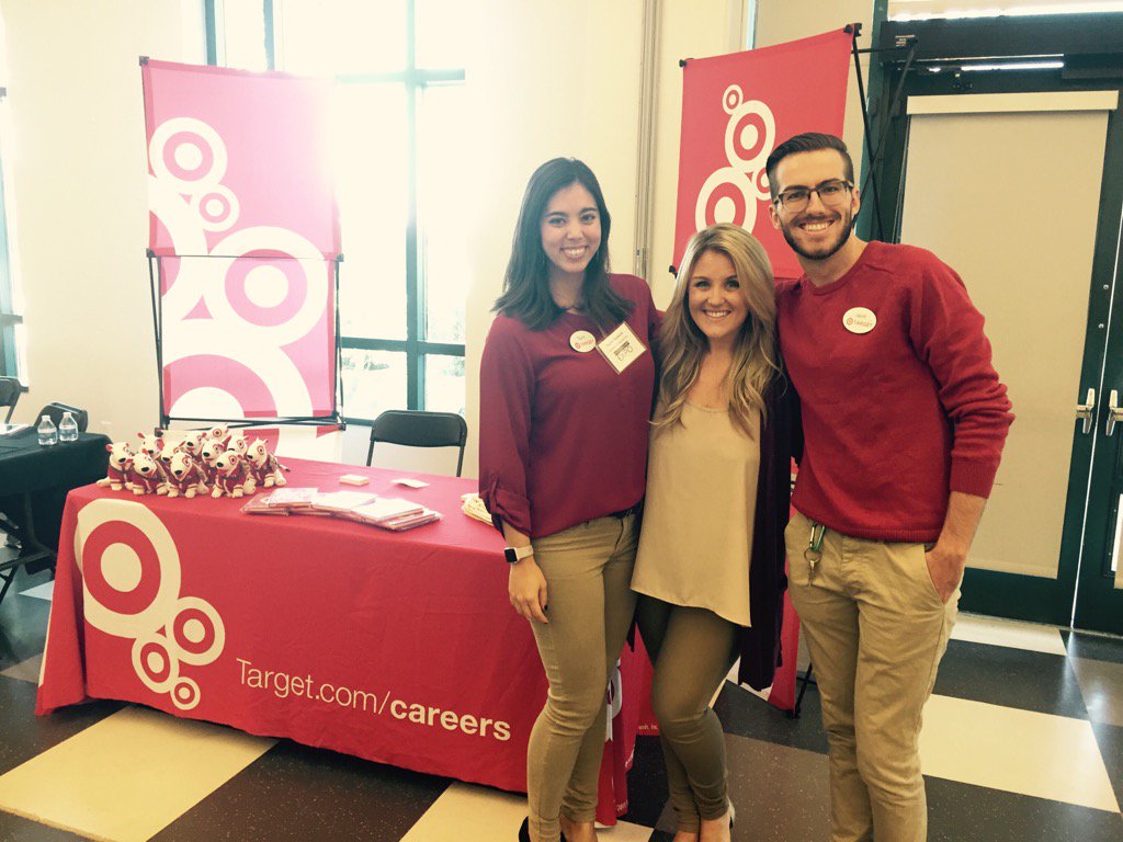 Ready for some interns! #ChapmanUniversity #InternExpo #worksomewhereyou❤️ @jacobcounts14 <a href="/TaylorHockstad/">Taylor Hockstad</a> <a href="/Cserad/">Mabel C. Serad</a>