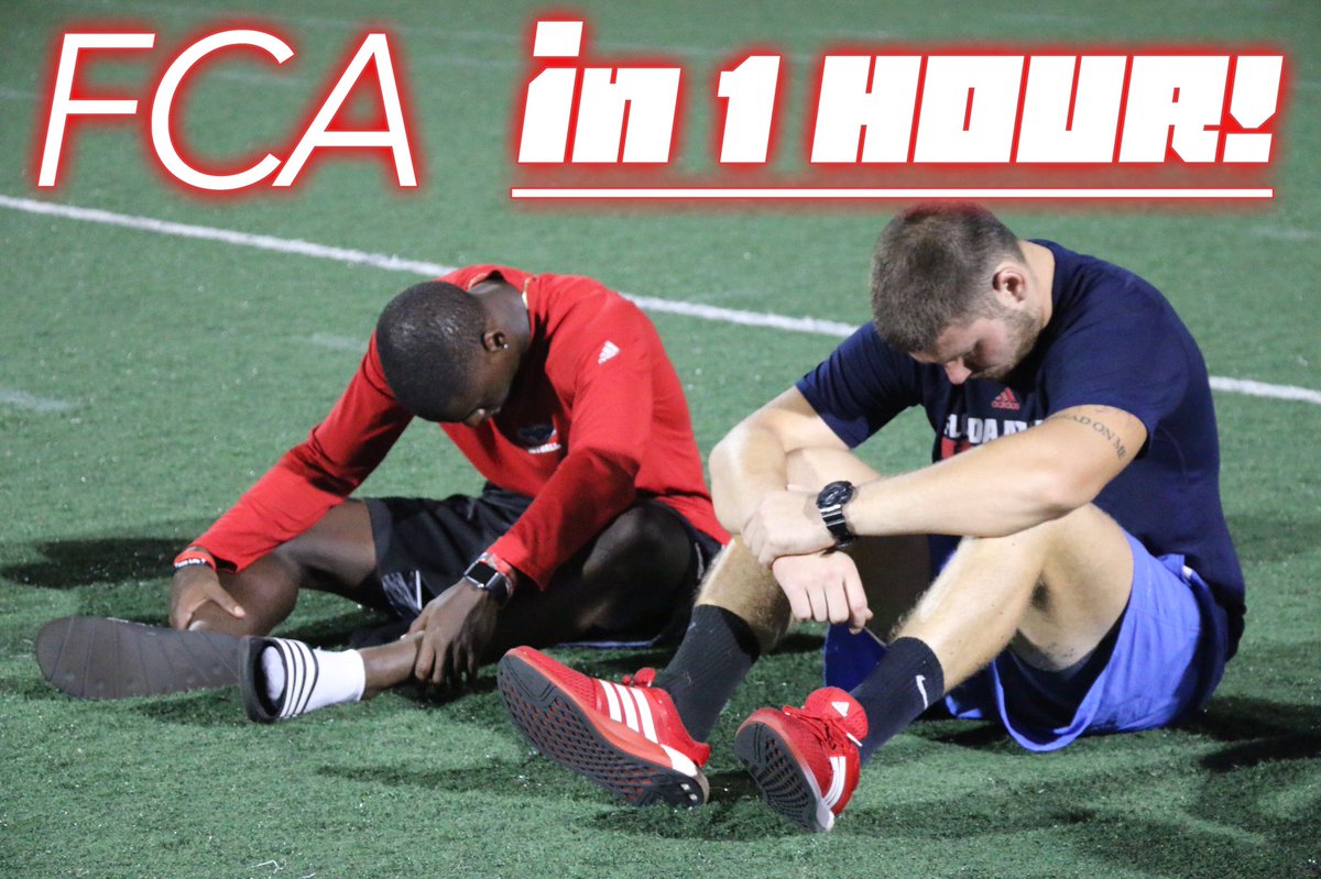 FCAFAU's tweet photo. T- 1 hour till FCA starts tonight! Oxley room 122, BE THERE! #FAUFCA https://t.co/ld9q6sXfr4