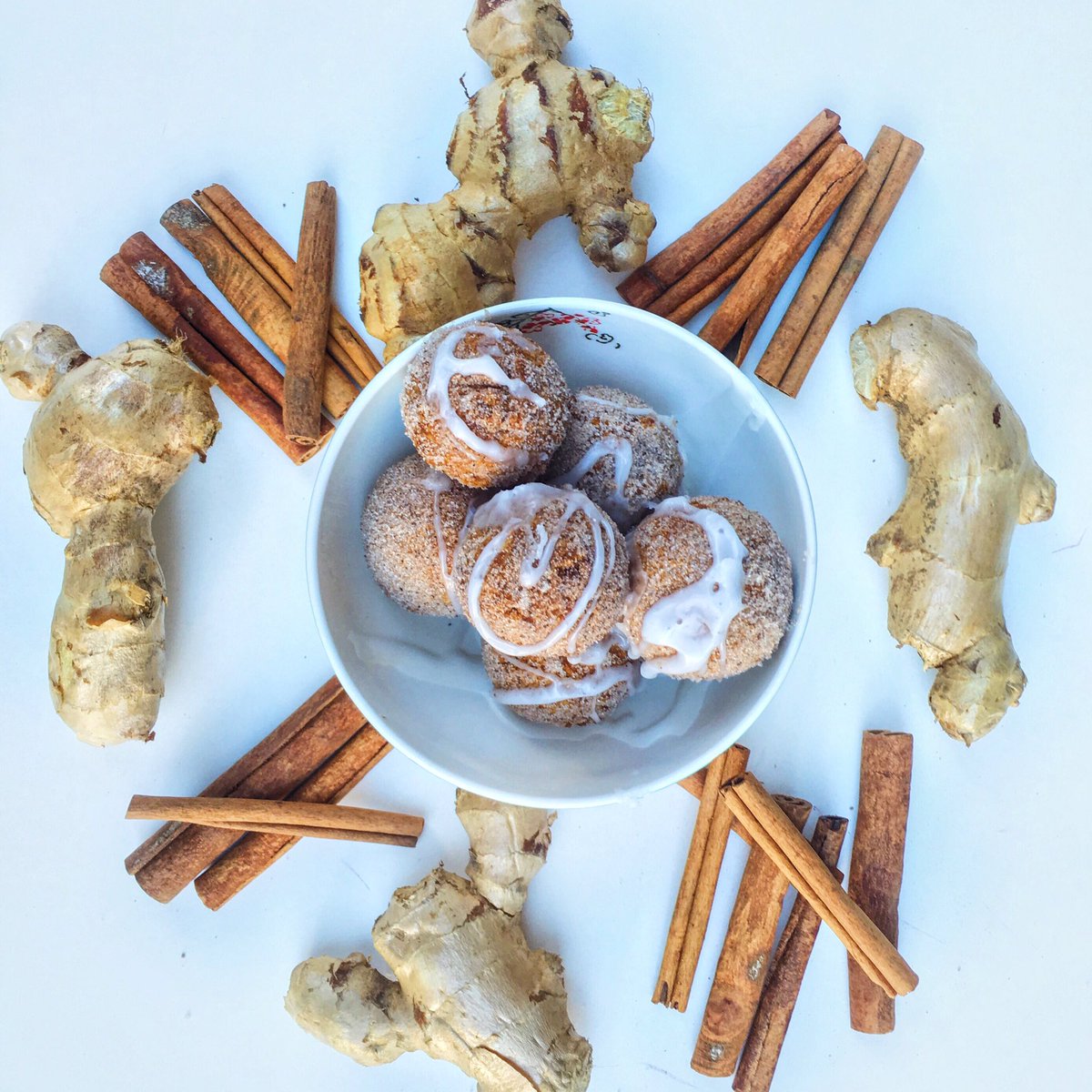 New #Autumn #DESSERT alert ✨✨✨ What's sugar &amp; spice and everything nice?? 😉 Our WARM GINGERBREAD DONUT HOLES ** #vegan #glutenfree #yum