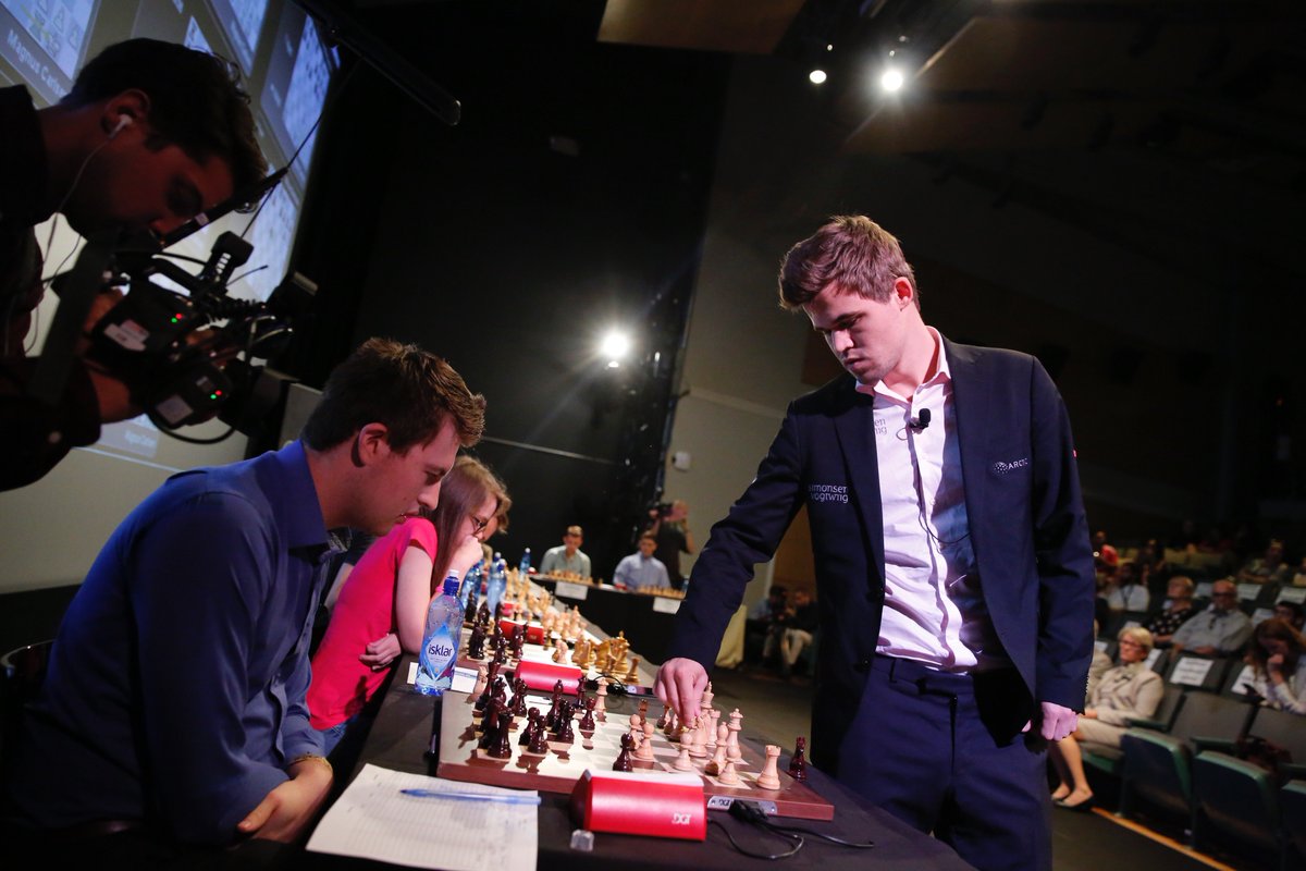 LibertySciCtr's tweet photo. World #chess champion @MagnusCarlsen came to LSC today and took on 11 competitors at once. It was epic. https://t.co/xDz3hTdWUH #lscchess https://t.co/U2omnm2Jwm