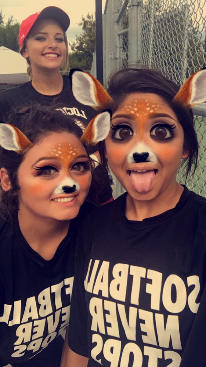Lockhart_SB's tweet photo. We 💕 U "deerly" @LockhartTennis @MaroonMadness01 https://t.co/MsCPAmGg7v