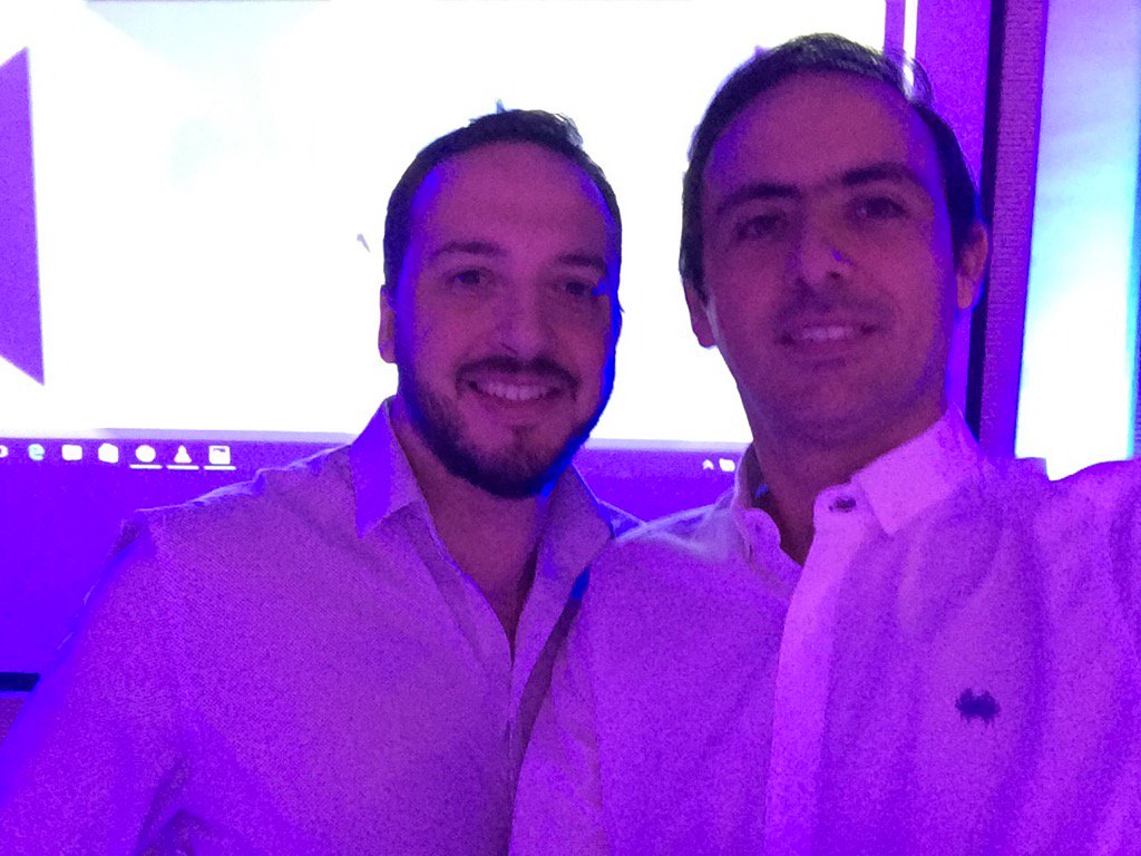 diegorubenparra's tweet photo. En networking @AJECBA !! @FrancoG @diegorubenparra https://t.co/F3kxztRJhG