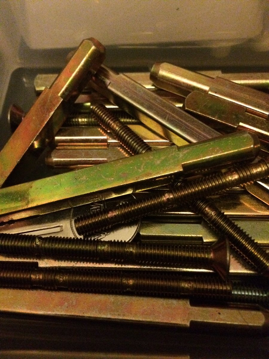 locksmithhub's tweet photo. RT https://t.co/PZXQ7Fvzj9 #spare #handle #keyways #locksmith #leeds #westyorkshire https://t.co/3Sp8SlW3v9