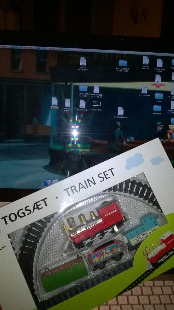 Ste64's tweet photo. Mi piace scrivere storie di treni e di tempo che passa e di amori fuori corso https://t.co/FDMAXF3gtf
