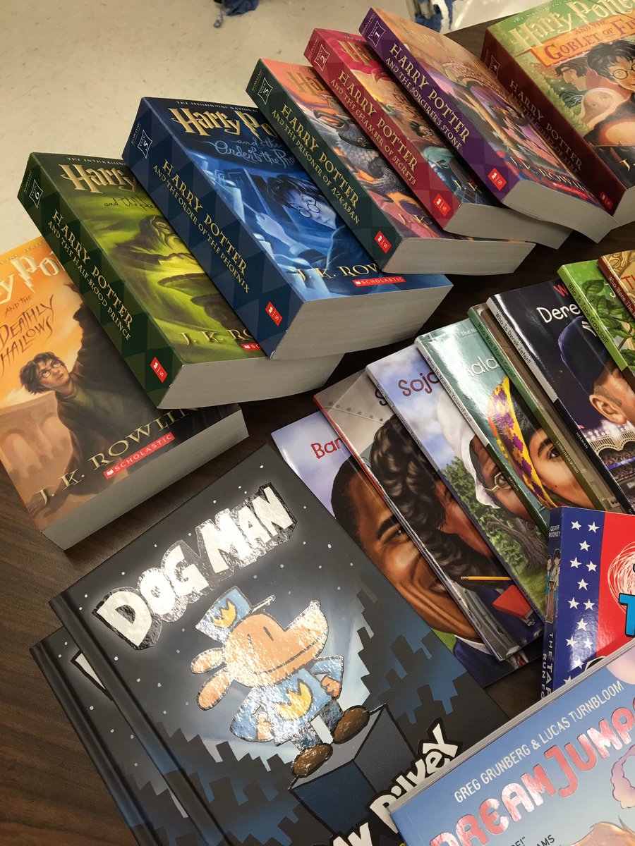 MariannaUrrutia's tweet image. Got a little carried away ordering @Scholastic books for class. Kids are super excited to read them. 😉👍📚🙌🏼 @NISDmartin #ClassLibrary