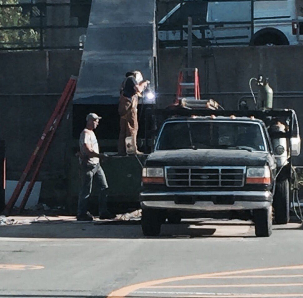 MFalks11's tweet photo. Getting it #weldlife #stick #mobile https://t.co/9rRIkxH0gn
