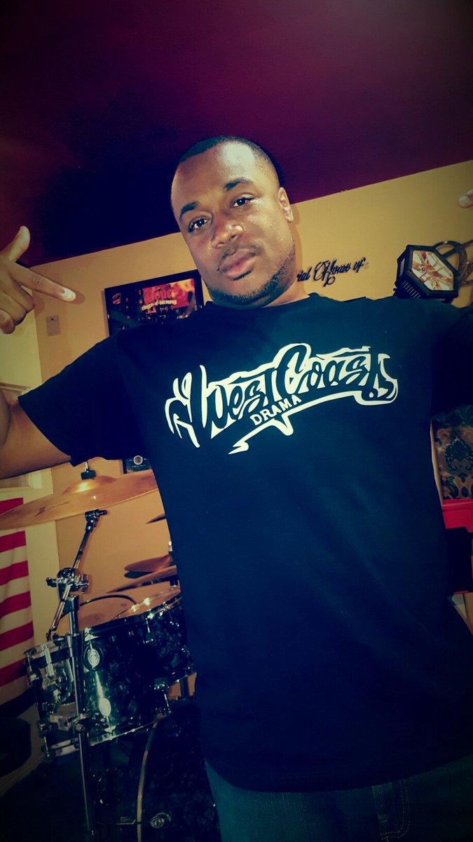 RhymeSchemeFans's tweet photo. "West Coast Drama" Shirts. Order here: https://t.co/2XJ9A1QAMU https://t.co/gSpJYv1pCk