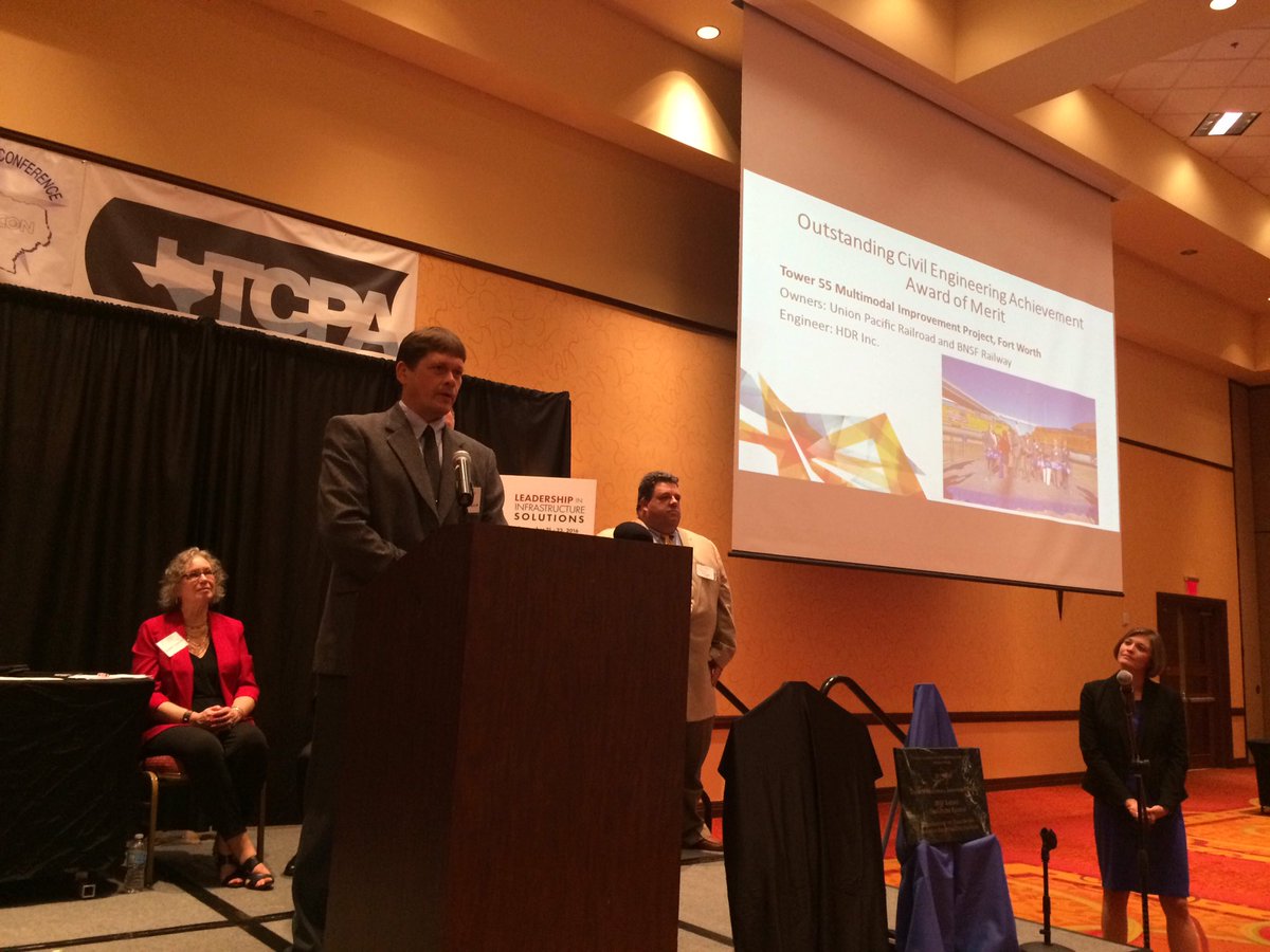TEXASCEtweets's tweet photo. Tower 55 Intermodal Improvement Project wins @TEXASCEtweets Outstanding Civil Engineering Award of Meeit #CECON @HDR_Inc @BNSFRailway https://t.co/9RBX7jMk86