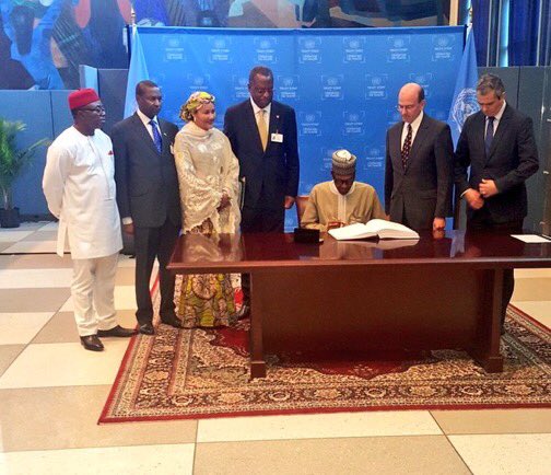 RoadtoMarrakech's tweet photo. We cannot get over this!!!
When Nigeria commits to the #ParisAgreement
Thank you @MBuhari
Thank you @AminaJMohammed https://t.co/oYw58XutWK