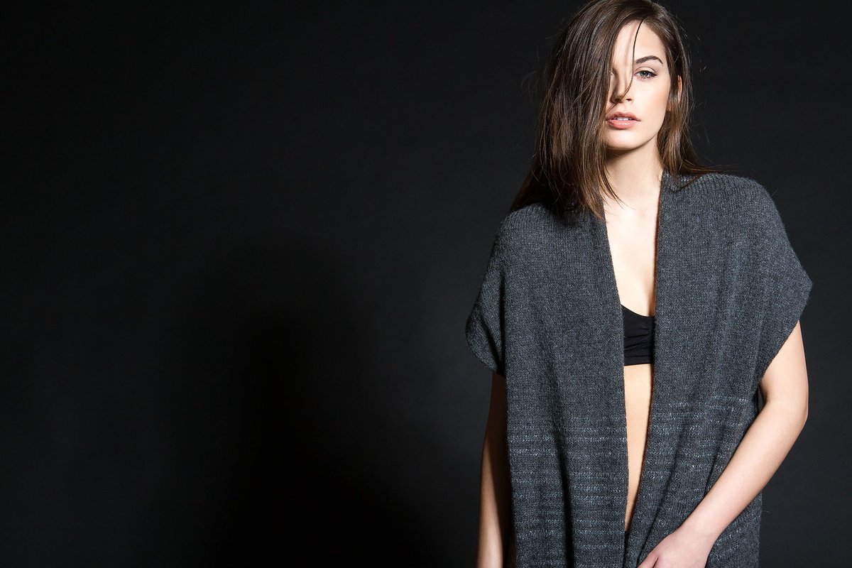 PaychiGuh's tweet photo. Shop Paychi Guh Fall 16 New Arrivals at: https://t.co/p6JvNduKyr https://t.co/hmTuT85PzW