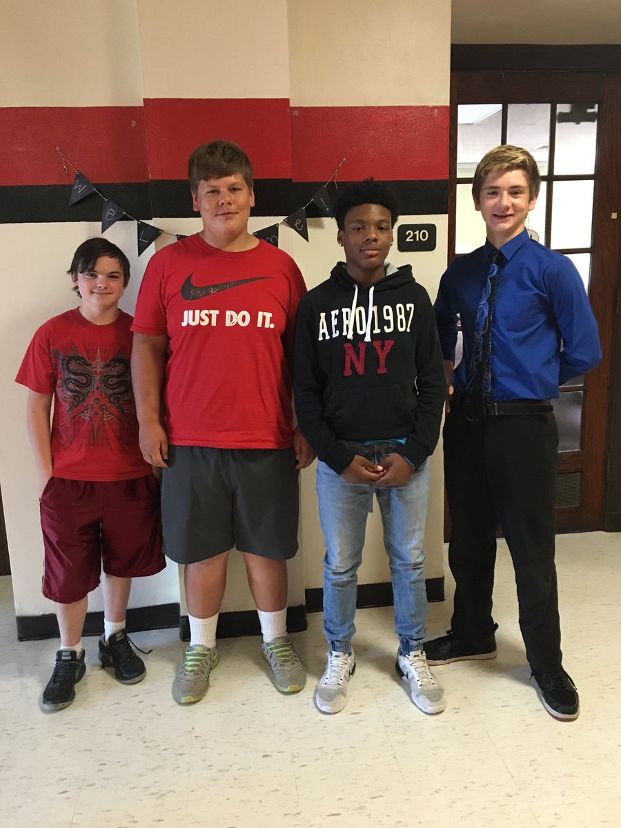 MrsMakowsky's tweet photo. Unit one project champs (minus 4th block)!! So proud! #si9gc #JayPride #voteman @amy_fournie https://t.co/0pxhnFiesj