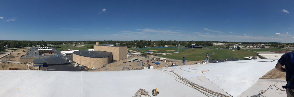 FHSHotDogs's tweet photo. Thanks Tec Ton for the pics from the top of Case Arena! #Casearena https://t.co/1rNZtifXwd