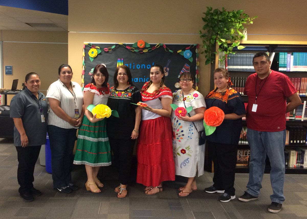 de Zavala MS Library tweet media