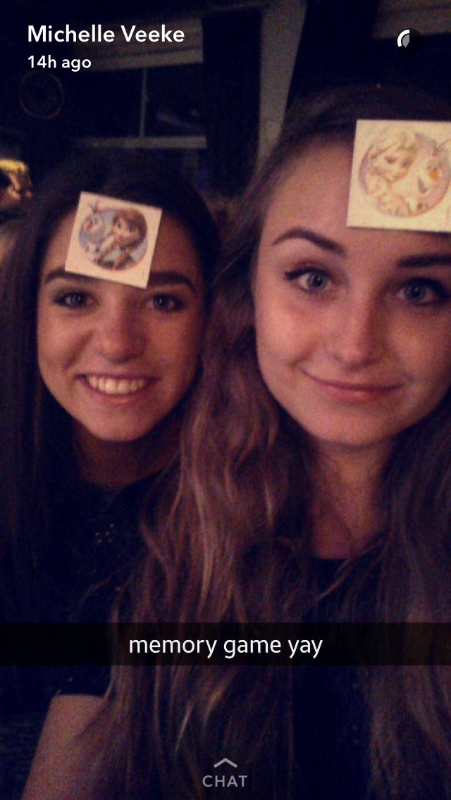 SoapyGreen's tweet photo. Memory game with my favourite board member!! 😍❤️ #EUnitas https://t.co/gQVo8Nu5DC